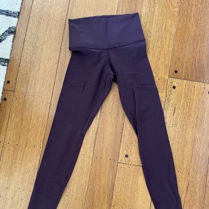 Wunder Under Tight Crop 21"